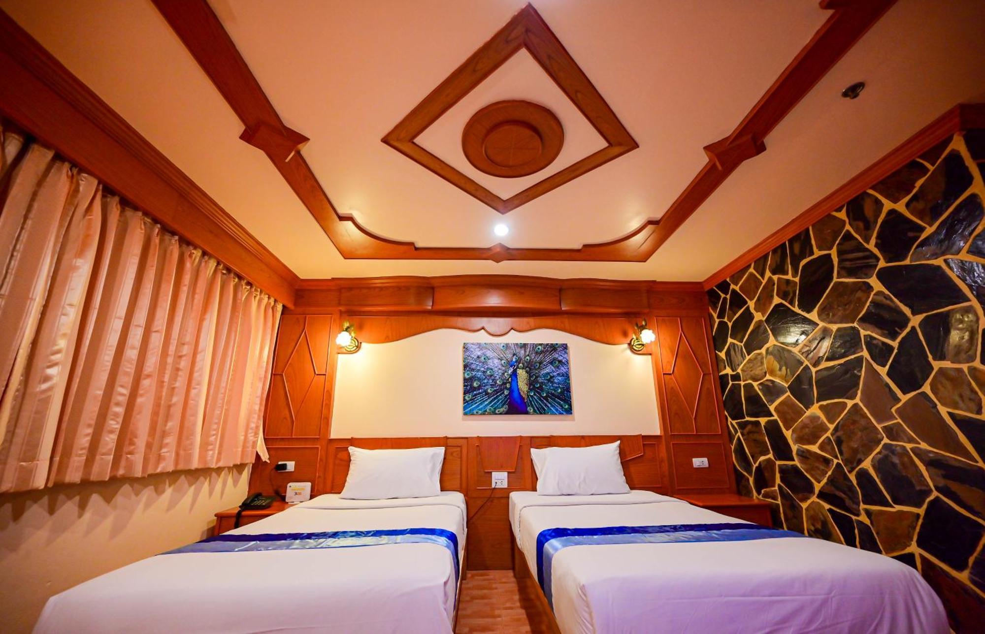 Tiger Complex Hotel Patong Exteriér fotografie